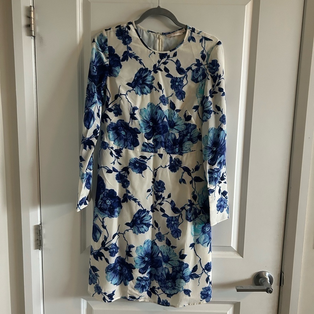 Tory Burch Giovanna Long Sleeve Floral Silk Dress - Picture 11 of 11